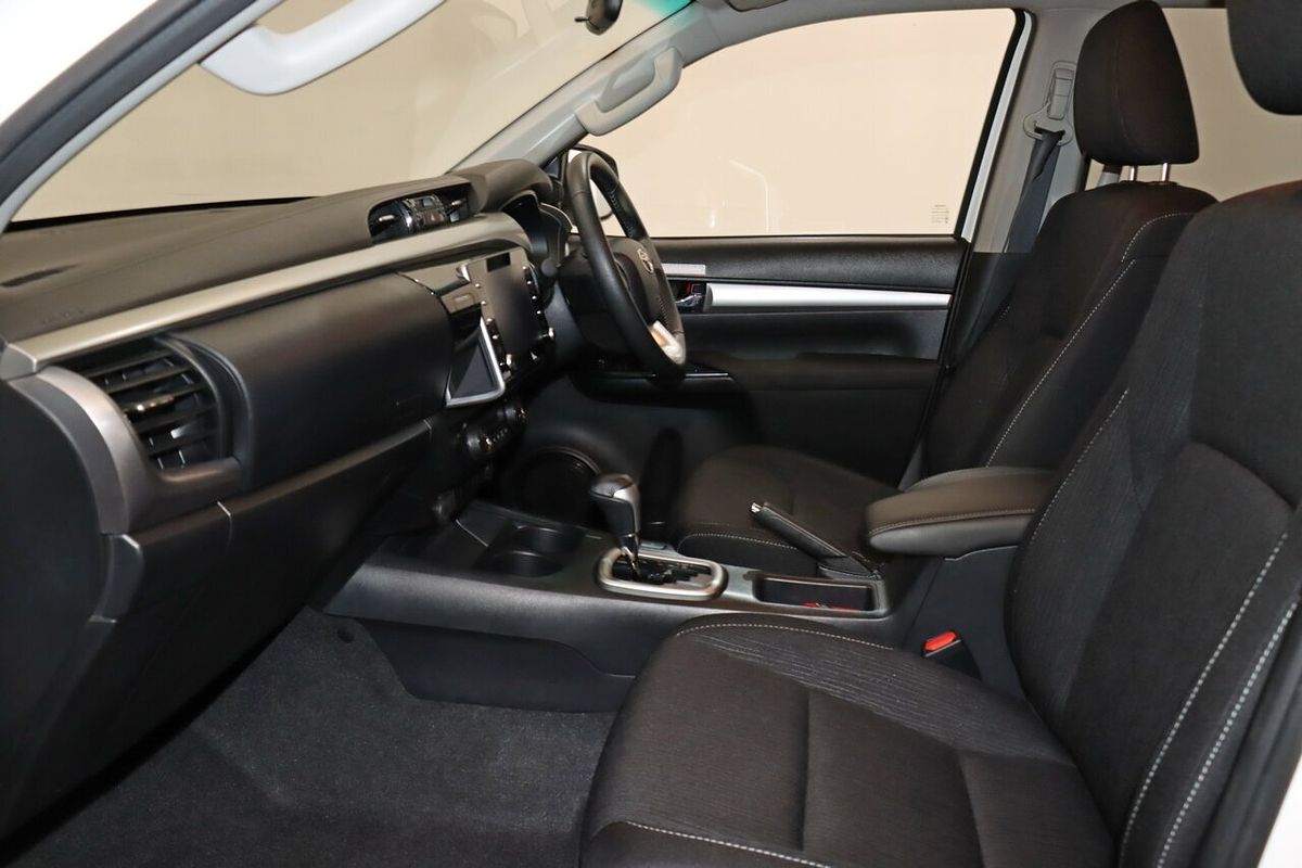 2023 Toyota Hilux SR5 GUN126R 4X4