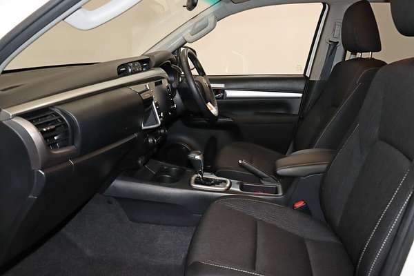 2023 Toyota Hilux SR5 GUN126R 4X4