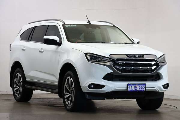 2022 Isuzu MU-X LS-T