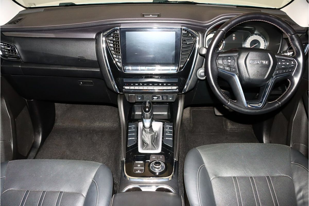 2022 Isuzu MU-X LS-T