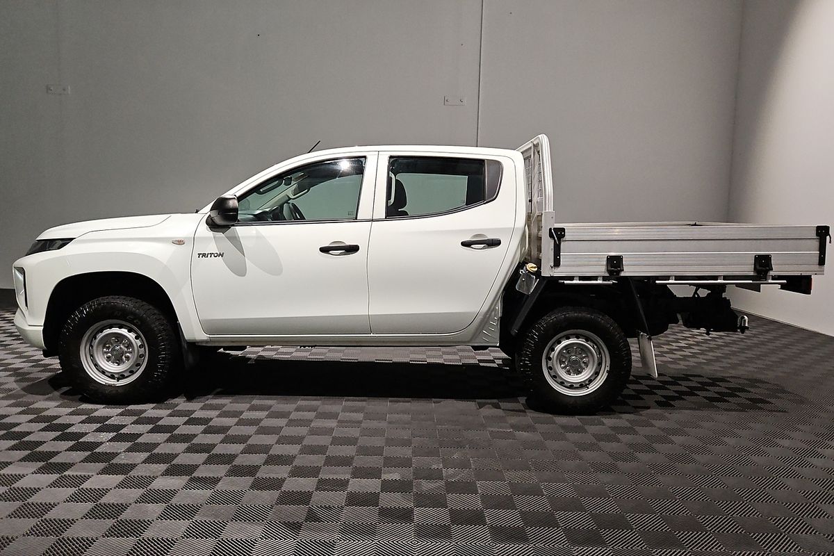 2021 Mitsubishi Triton GLX MR 4X4