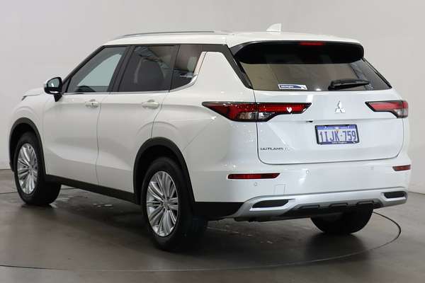 2024 Mitsubishi Outlander LS ZM