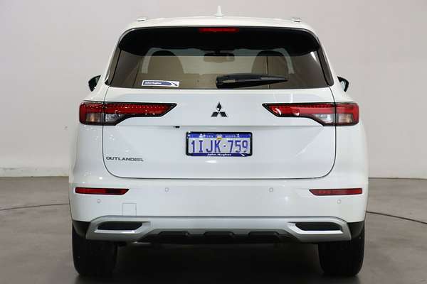 2024 Mitsubishi Outlander LS ZM