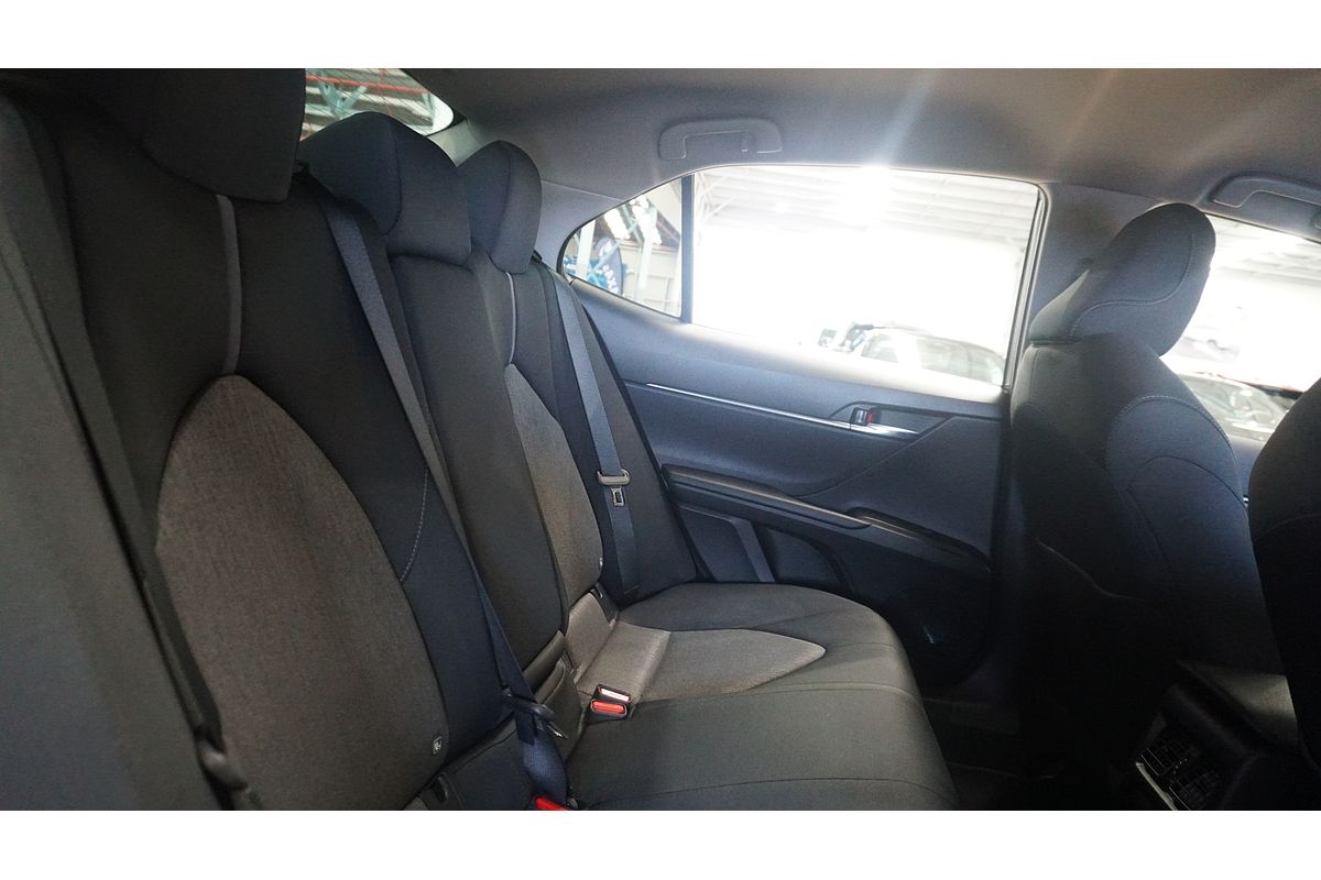 2022 Toyota Camry Ascent Sport AXVH70R