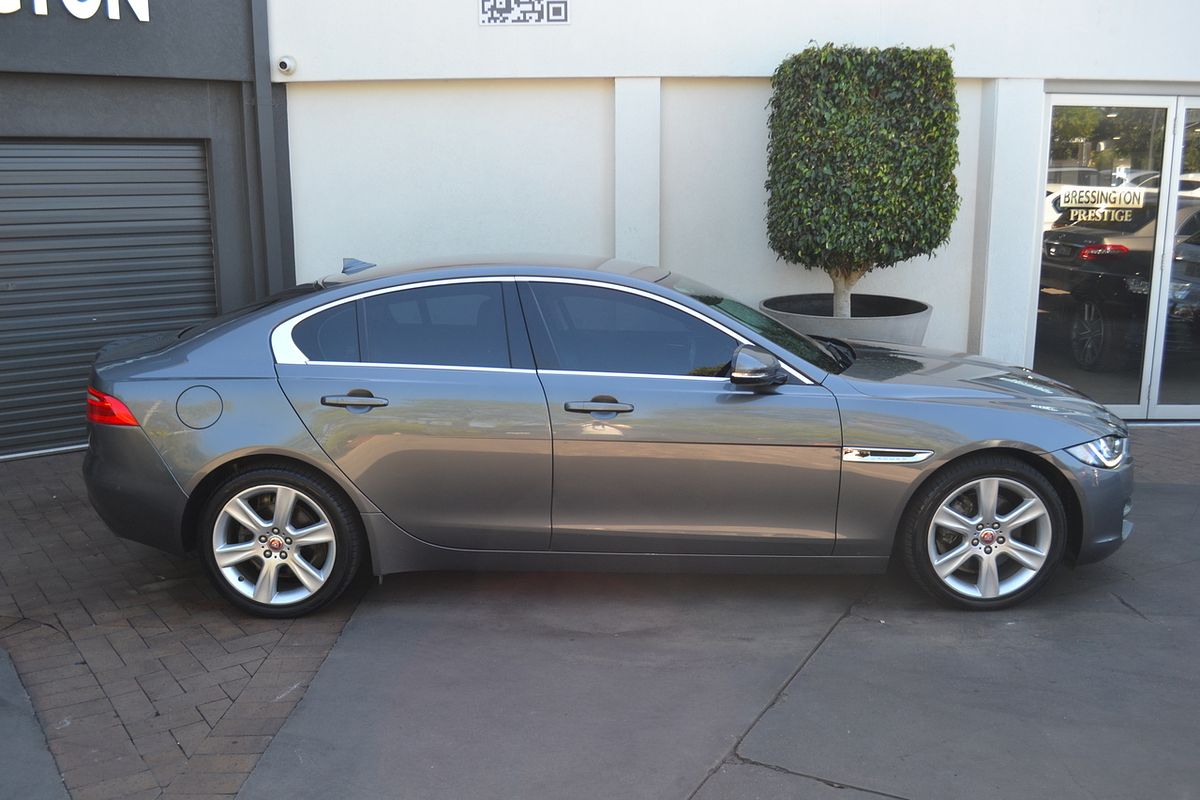 2016 Jaguar XE 20d Prestige X760