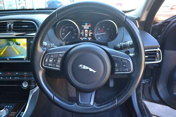 2016 Jaguar XE 20d Prestige X760