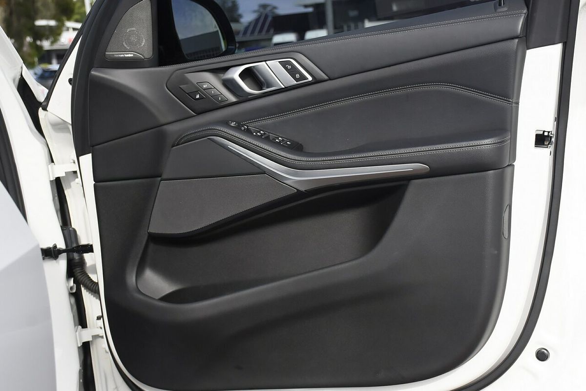 2019 BMW X5 M50d G05
