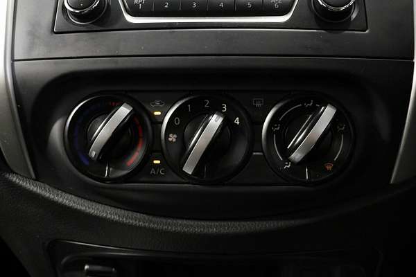 2019 Nissan Navara RX D23 Series 4 Rear Wheel Drive