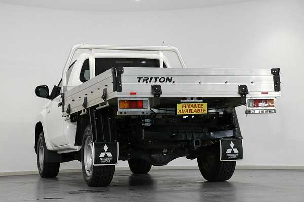 2019 Mitsubishi Triton GLX MR 4X4