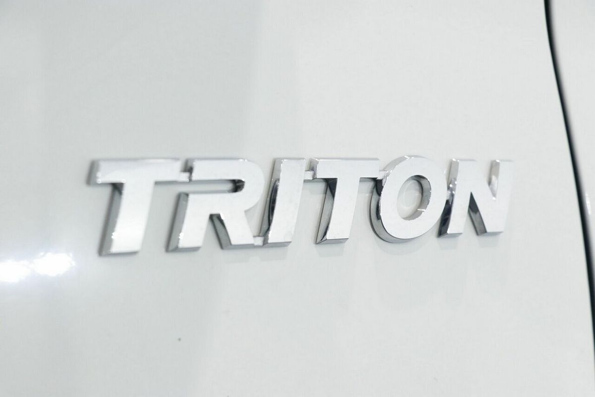 2019 Mitsubishi Triton GLX MR 4X4