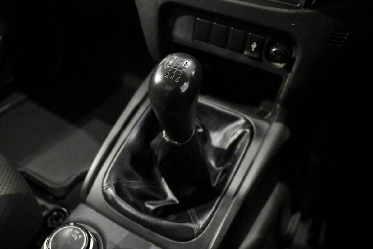 2019 Mitsubishi Triton GLX MR 4X4