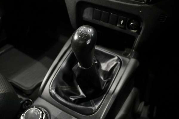 2019 Mitsubishi Triton GLX MR 4X4