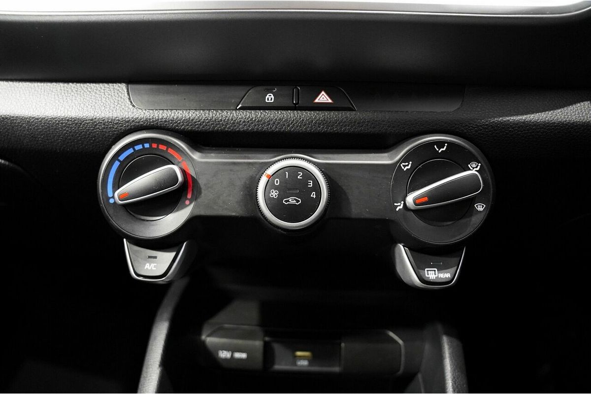2022 Kia Stonic S YB