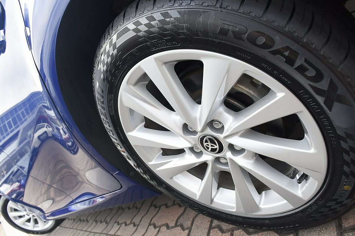 2022 Toyota Camry Ascent AXVA70R
