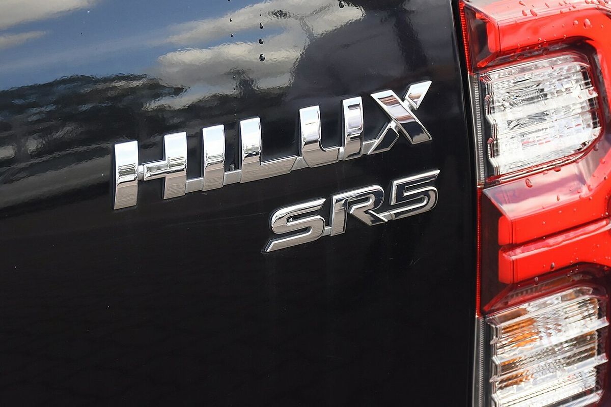 2021 Toyota Hilux SR5 GUN126R 4X4