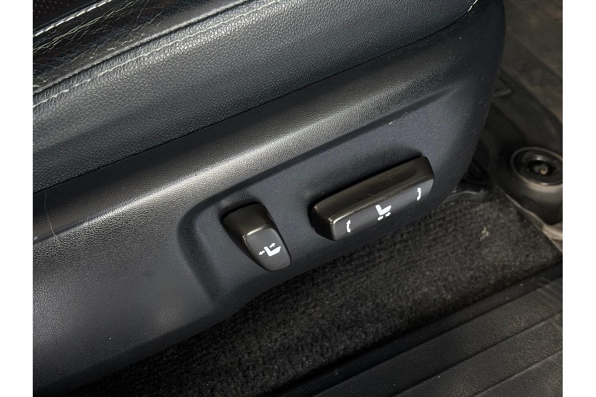 2019 Toyota Hilux Rugged X GUN126R 4X4