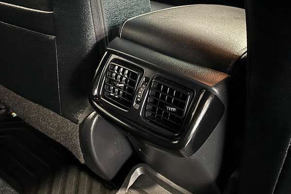 2019 Toyota Hilux Rugged X GUN126R 4X4