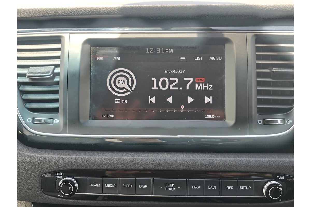 2015 Kia Carnival Si YP