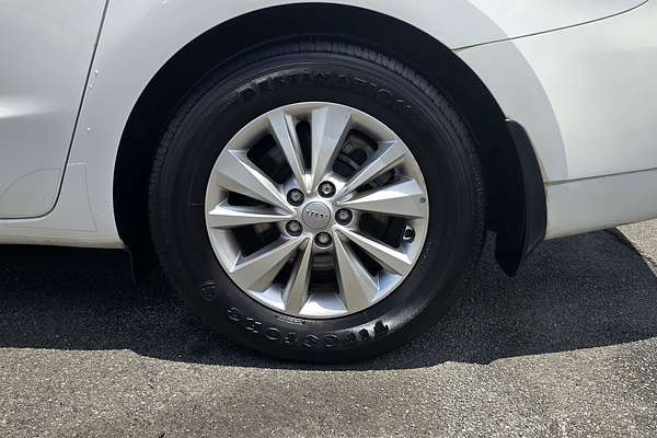 2015 Kia Carnival Si YP