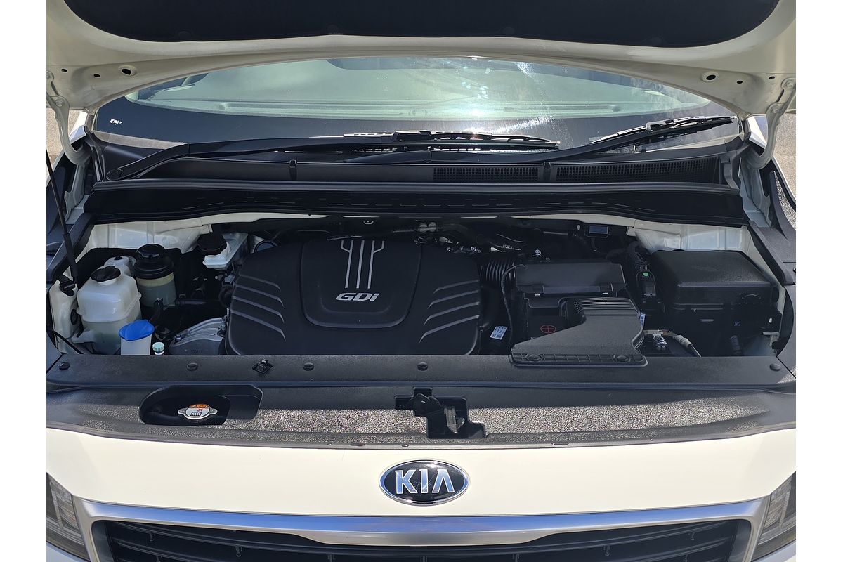 2015 Kia Carnival Si YP