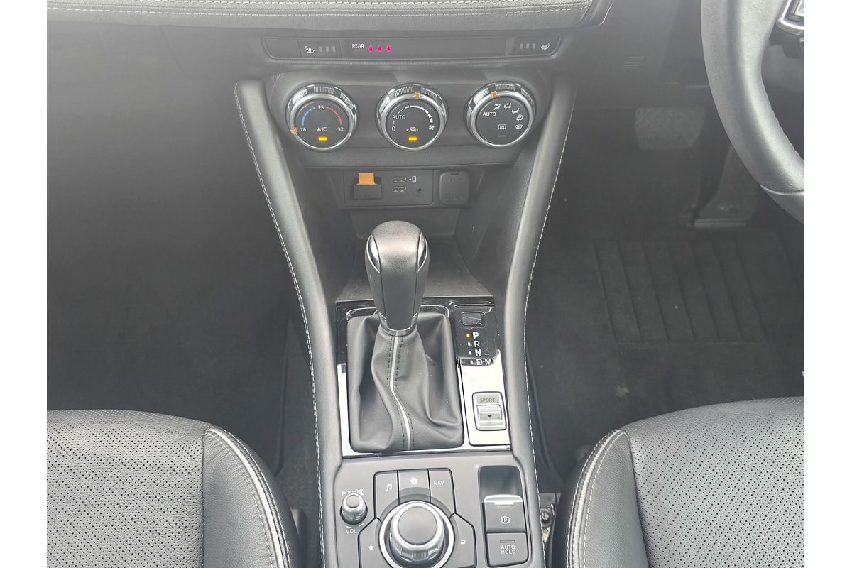 2022 Mazda CX-3 Akari DK
