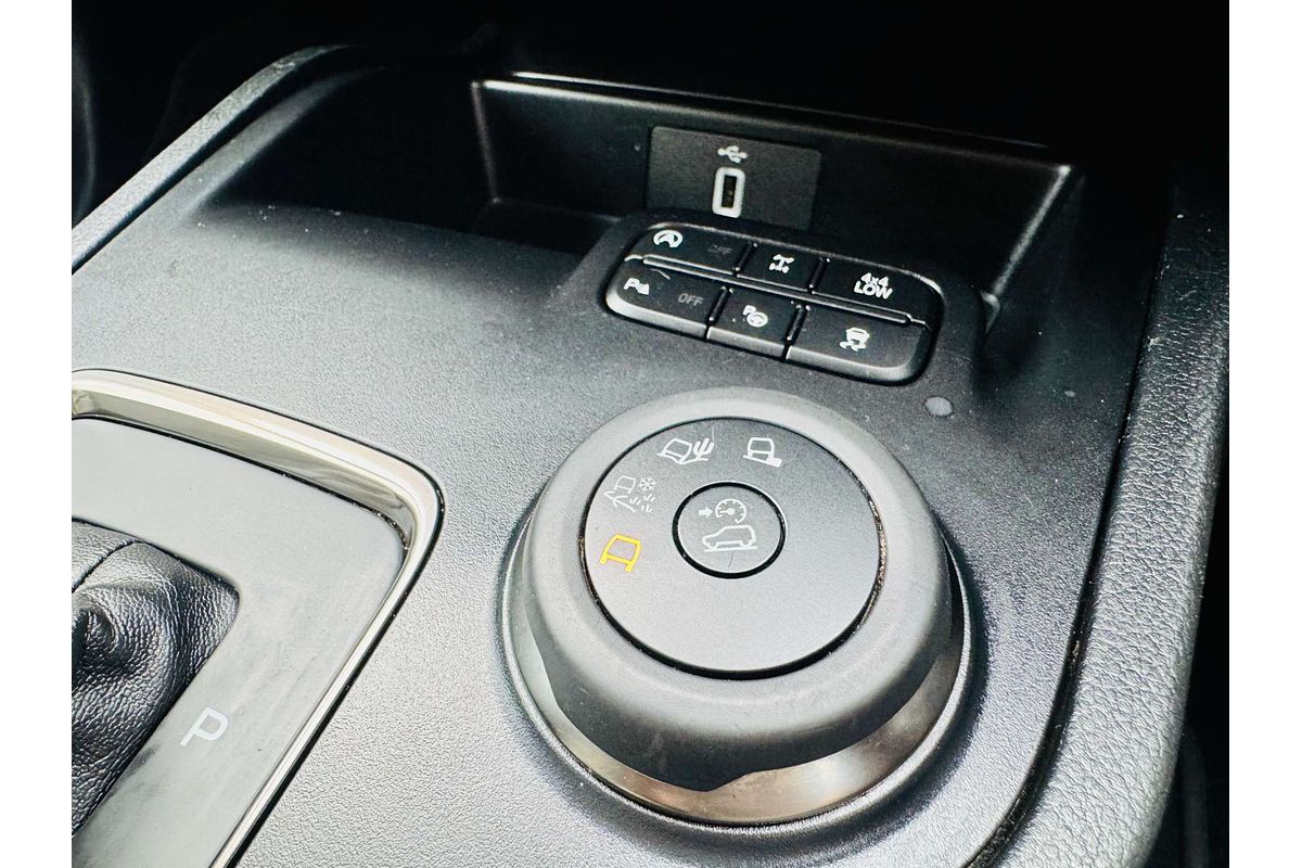 2021 Ford Everest Titanium UA II