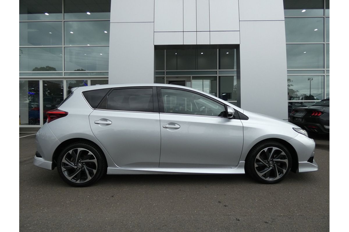 2017 Toyota Corolla ZR ZRE182R