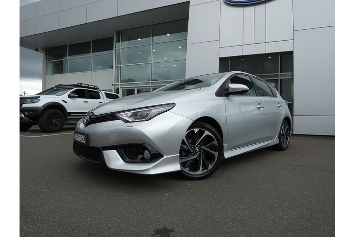 2017 Toyota Corolla ZR ZRE182R