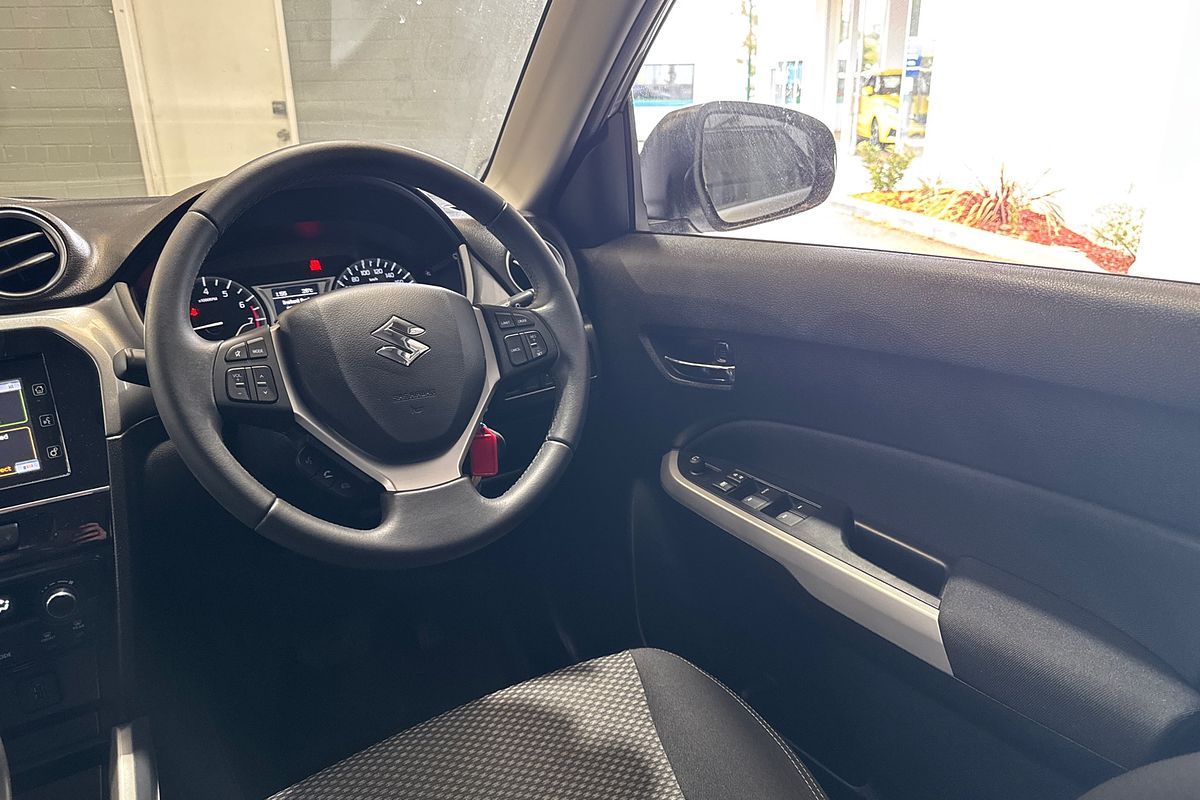 2017 Suzuki Vitara RT-S LY