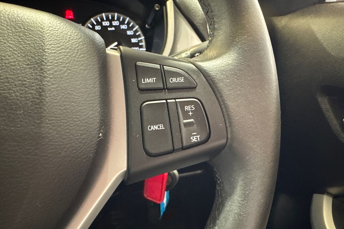 2017 Suzuki Vitara RT-S LY