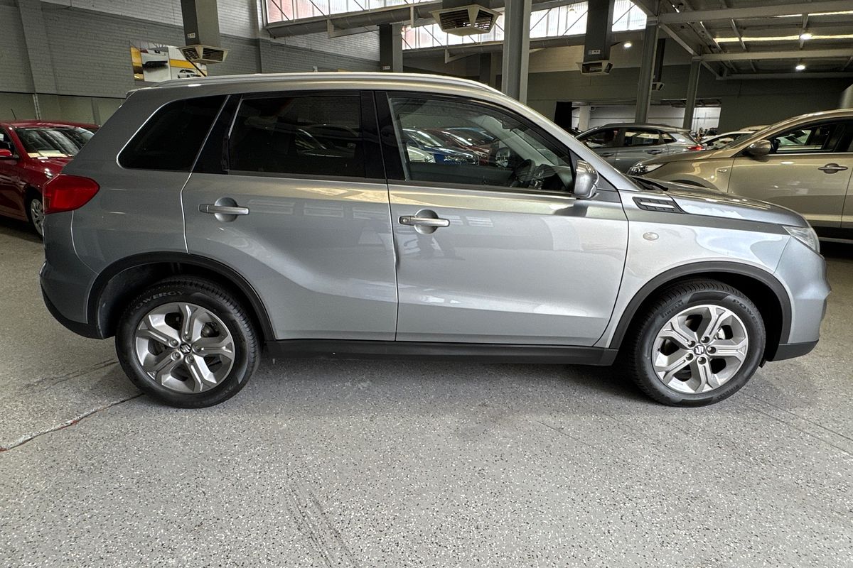 2017 Suzuki Vitara RT-S LY