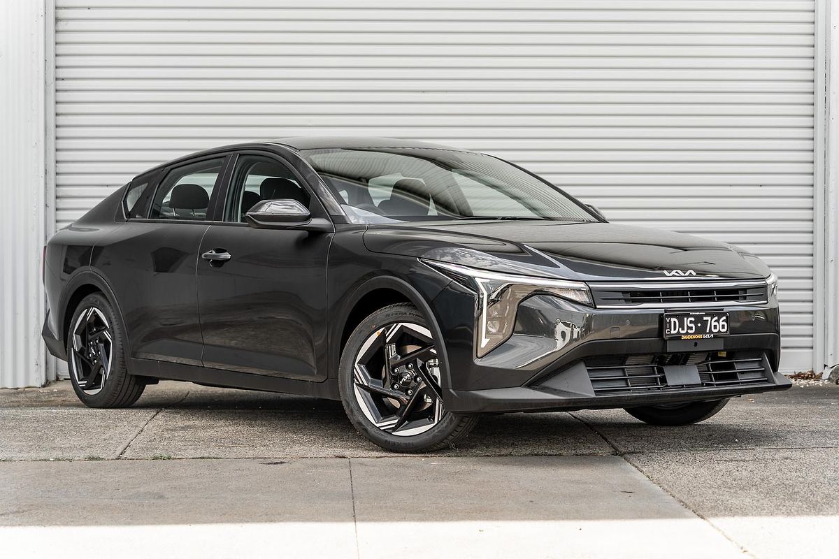 2025 Kia K4 Sport+ CL4m
