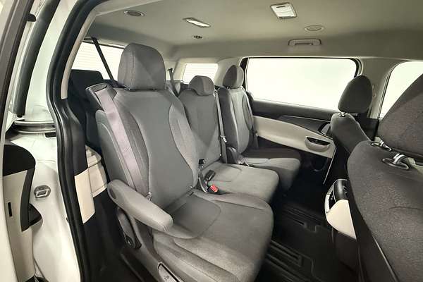 2022 Kia Carnival S KA4