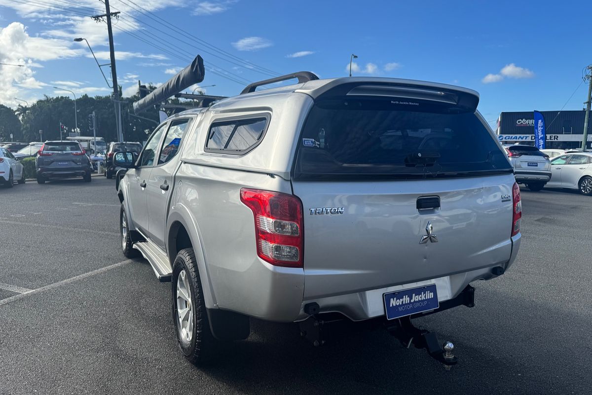 2015 Mitsubishi Triton GLX MQ 4X4