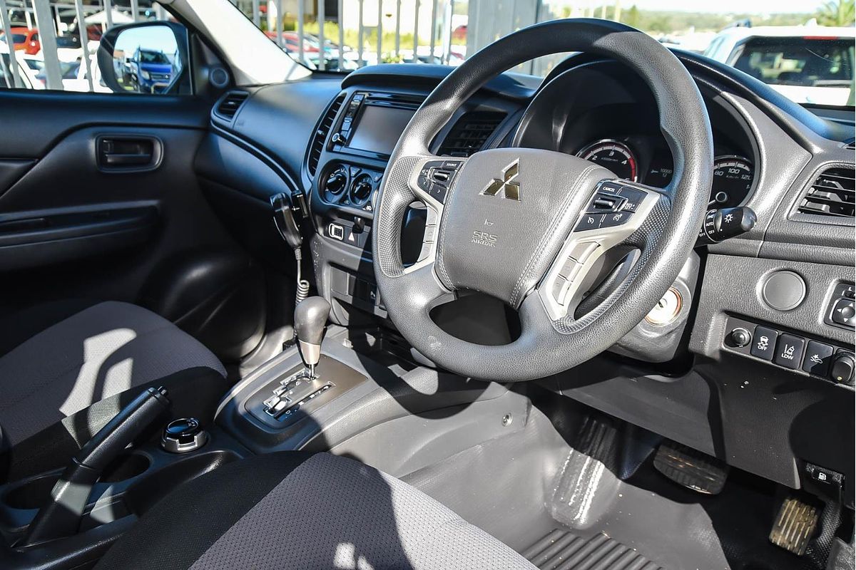 2020 Mitsubishi Triton GLX ADAS MR 4X4