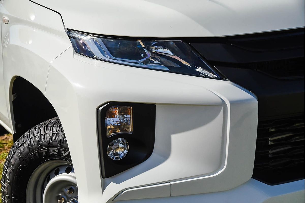 2020 Mitsubishi Triton GLX ADAS MR 4X4