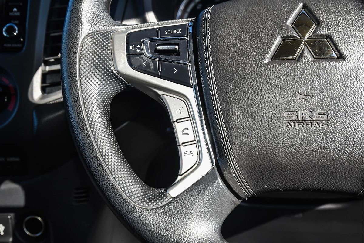 2020 Mitsubishi Triton GLX ADAS MR 4X4