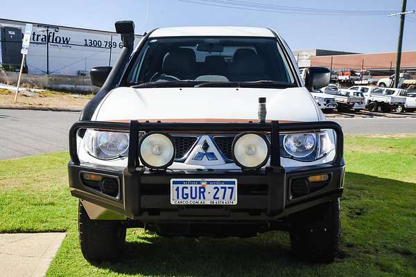 2011 Mitsubishi Triton GL-R MN 4X4