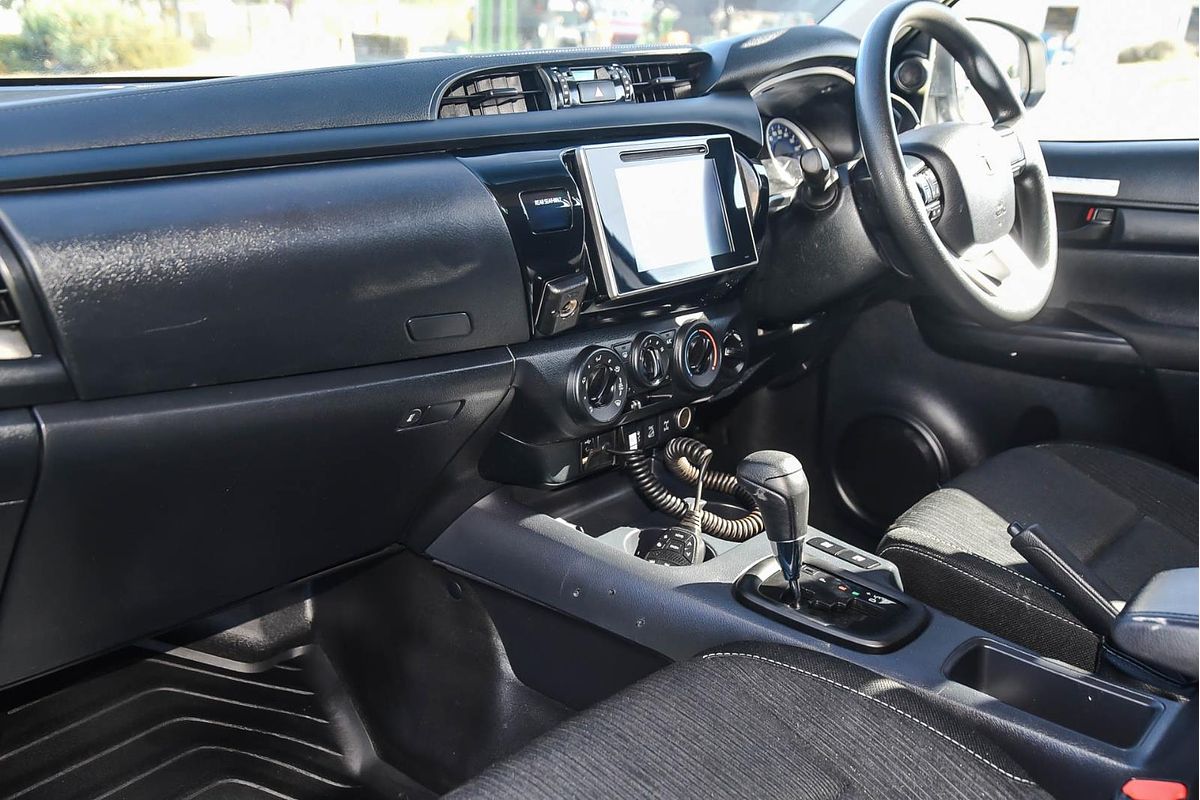2018 Toyota Hilux SR GUN126R 4X4
