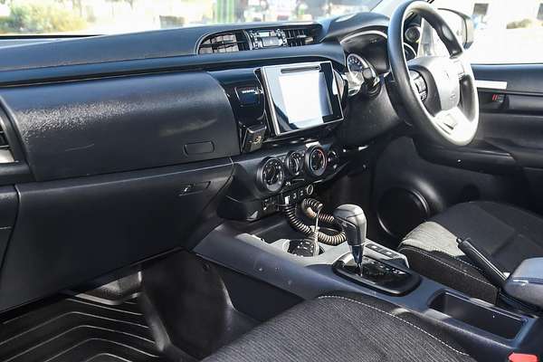 2018 Toyota Hilux SR GUN126R 4X4
