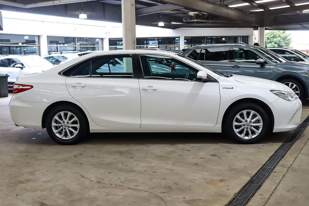 2016 Toyota Camry Altise AVV50R