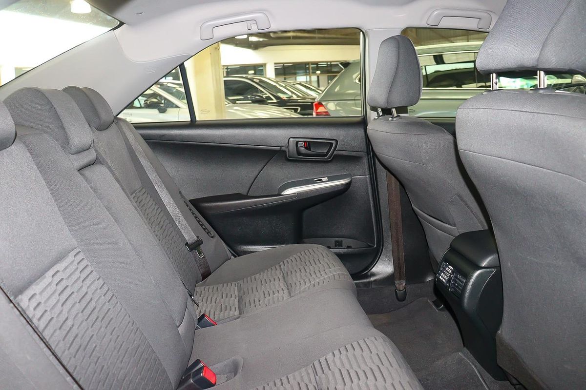 2016 Toyota Camry Altise AVV50R