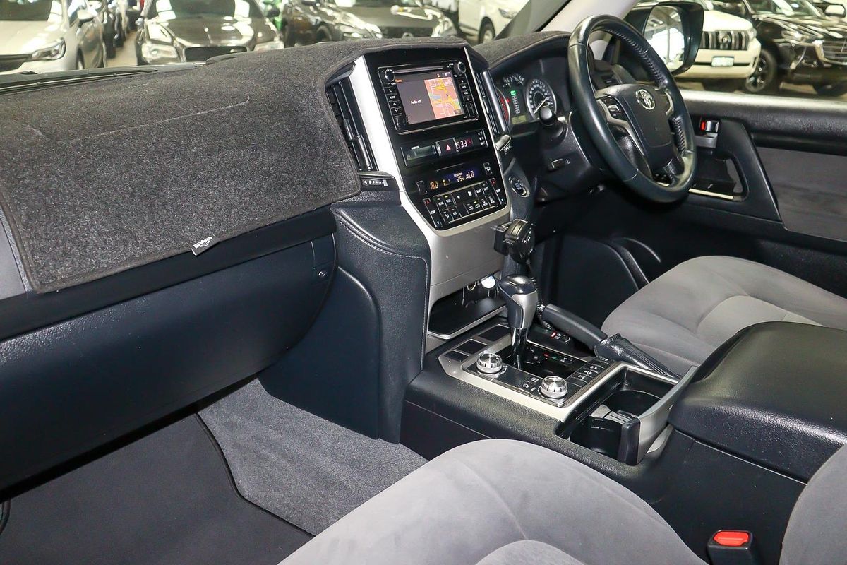 2018 Toyota Landcruiser GXL VDJ200R