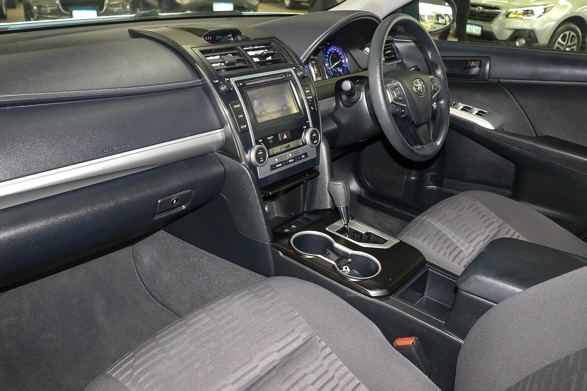 2016 Toyota Camry Altise AVV50R