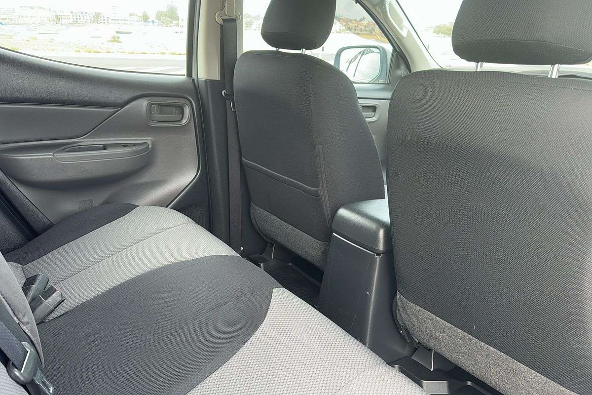 2016 Mitsubishi Triton GLX+ MQ 4X4
