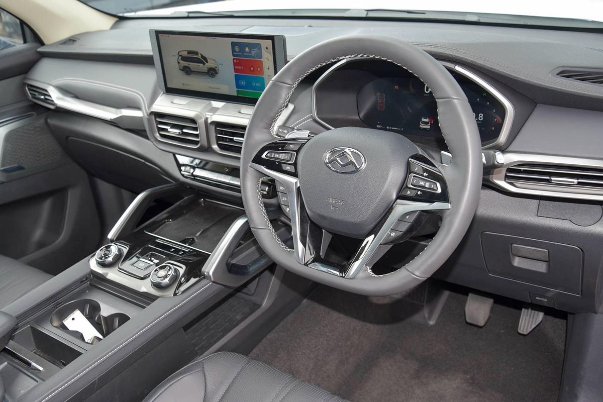 2024 LDV D90 Executive SV9A