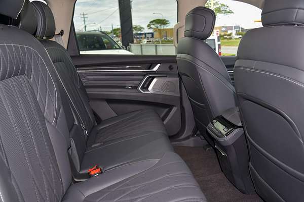 2024 LDV D90 Executive SV9A