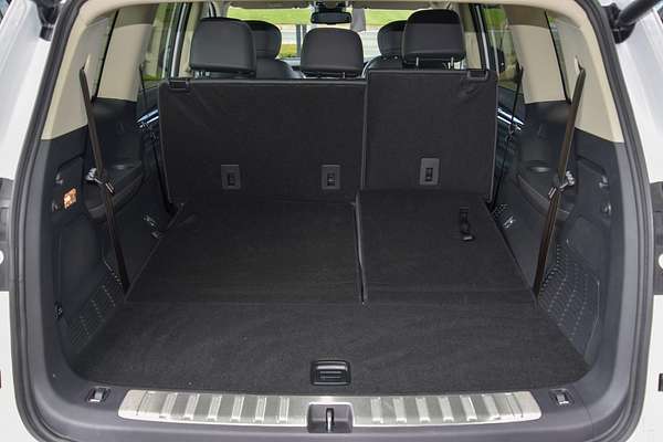 2024 LDV D90 Executive SV9A