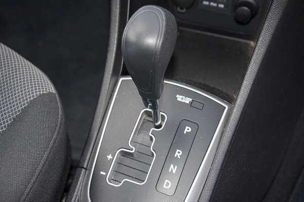 2013 Hyundai Accent Active RB2