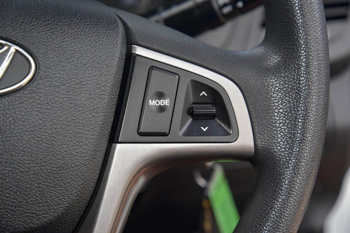2016 Hyundai Accent Active RB4